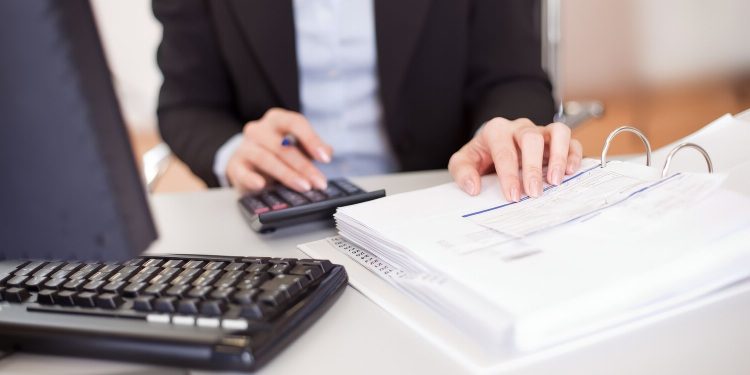 Αλλάζει ριζικά το Κληρονομικό Δίκαιο: Τέλος τα χρέη στους κληρονόμους από το 2026