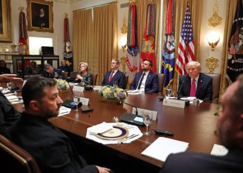 US President Donald Trump meets with Ukrainian President Volodymyr Zelensky (L) in the Cabinet Room of the White House in Washington, DC, on October 17, 2025. (Photo by TOM BRENNER / AFP)