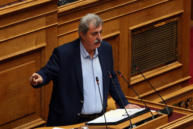 Ο βουλευτής ΣΥΡΙΖΑ-ΠΣ Παύλος Πολάκης μιλάει, κατά τη διάρκεια της τρίτης ημέρας της συζήτησης στην Ολομέλεια της Βουλής για τον Προϋπολογισμό του 2025, Παρασκευή 13 Δεκεμβρίου 2024. Ο προϋπολογισμός για το οικονομικό έτος 2025 θα έρθει προς ψήφιση το βράδυ της ερχόμενης Κυριακής. ΑΠΕ-ΜΠΕ/ΑΠΕ-ΜΠΕ/Αλέξανδρος Μπελτές