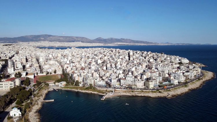 Ακτή Θεμιστοκλέους