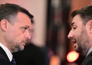 Πράσινη μετάβαση, ψηφιακός μετασχηματισμός, πληθωριστικό περιβάλλον. Οι προκλήσεις για τις μικρομεσαίες επιχειρήσεις μέσα σε ένα ρευστό γεωπολιτικό και κατ' επέκταση μακροοικονομικό πλαίσιο τίθενται επί τάπητος στο Ευρωπαϊκό Συνέδριο Επιχειρηματικότητας του Economist, το οποίο διοργανώνεται το Σάββατο 25 Μαΐου 2024 στο ξενοδοχείο Grand Hyatt της Αθήνας σε συνεργασία με το Επαγγελματικό Επιμελητήριο Αθηνών και την Ελληνική Συνομοσπονδία Επαγγελματιών, Βιοτεχνών και Εμπόρων (ΓΣΕΒΕΕ), καθώς και με την υποστήριξη του Γραφείου του Ευρωπαϊκού Κοινοβουλίου στην Ελλάδα και της Αντιπροσωπείας της Ευρωπαϊκής Επιτροπής στην Ελλάδα. Σάββατο 25 ΜαΪου 2024 (ΤΑΤΙΑΝΑ ΜΠΟΛΑΡΗ / EUROKINISSI)