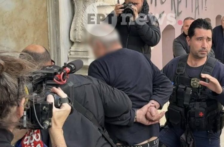 CREATOR: gd-jpeg v1.0 (using IJG JPEG v62), quality = 82