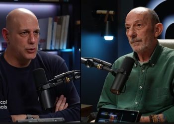 Political Animals - Ίων Παπαδάκης, Πάνος Μαυρίδης