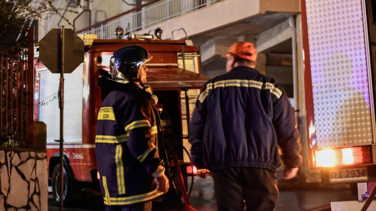 ÐõñêáãéÜ óå äéáìÝñéóìá ôñßôïõ ïñüöïõ ðïëõêáôïéêßáò óôçí ÐñÝâåæá, ôï âñÜäõ ôçò ÄåõôÝñáò 23 Ìáñôßïõ 2020. 
(EUROKINISSI/ÃÉÙÑÃÏÓ ÅÕÓÔÁÈÉÏÕ)