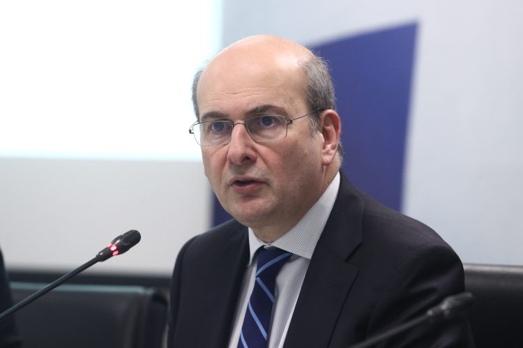 Παρουσίαση από τον υπουργό Εθνικής Οικονομίας και Οικονομικών Κωστή Χατζηδάκη του νομοσχεδίου με τίτλο "Πλαίσιο για δωρεές προς το Δημόσιο, σχολάζουσες κληρονομιές, ιδρύματα και κοινωφελείς περιουσίες", Τετάρτη 12 Μαρτίου 2025. 
(ΣΩΤΗΡΗΣ ΔΗΜΗΤΡΟΠΟΥΛΟΣ/EUROKINISSI)